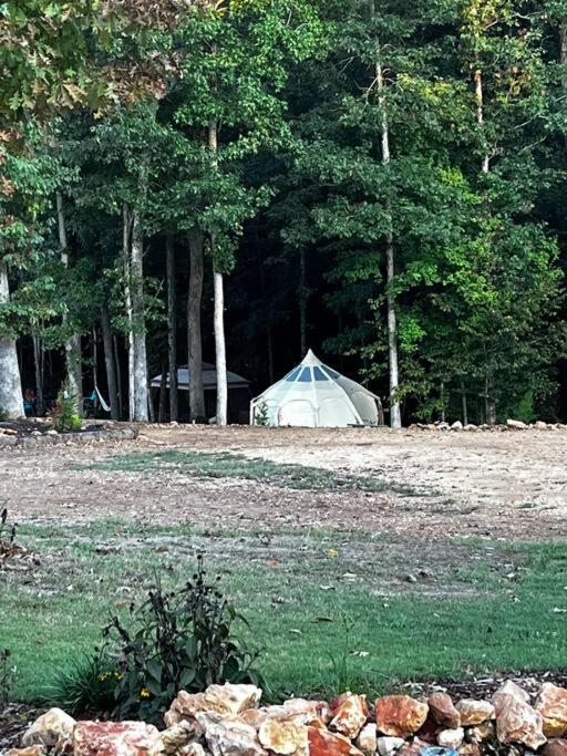 The Pisces-A Stargazing, Luxury Glamping Tent Rogersville 외부 사진