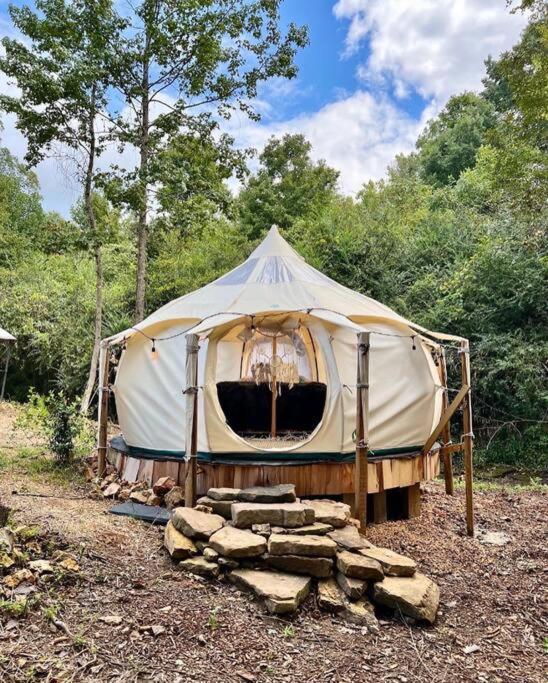 The Pisces-A Stargazing, Luxury Glamping Tent Rogersville 외부 사진