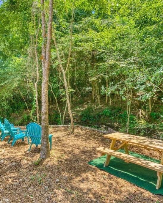 The Pisces-A Stargazing, Luxury Glamping Tent Rogersville 외부 사진